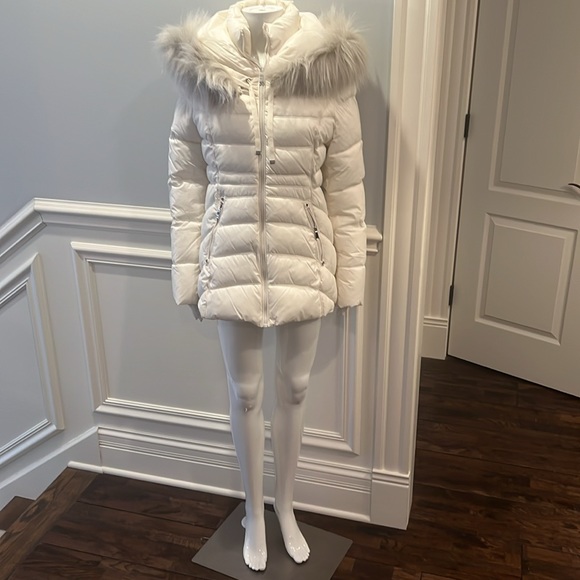 White Hooded Parka with Faux Fur Trim - Picture 2 of 12